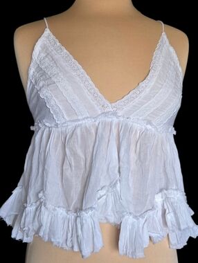 World Together White Sheer Ruffled Top Size L